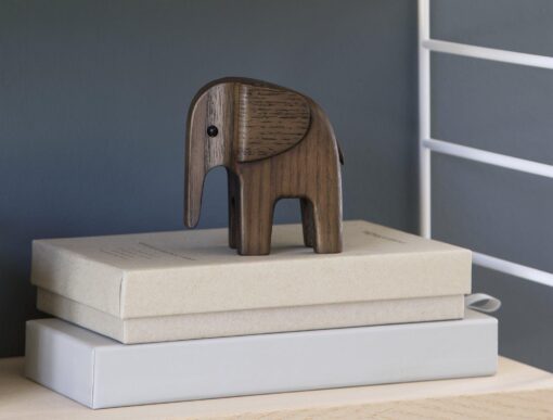 NOVOFORM BABY ELEFANT RØGBEJDSET ASKETRÆ